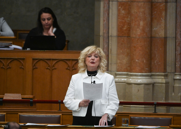 Dunai Mónika 2025. március 18-án