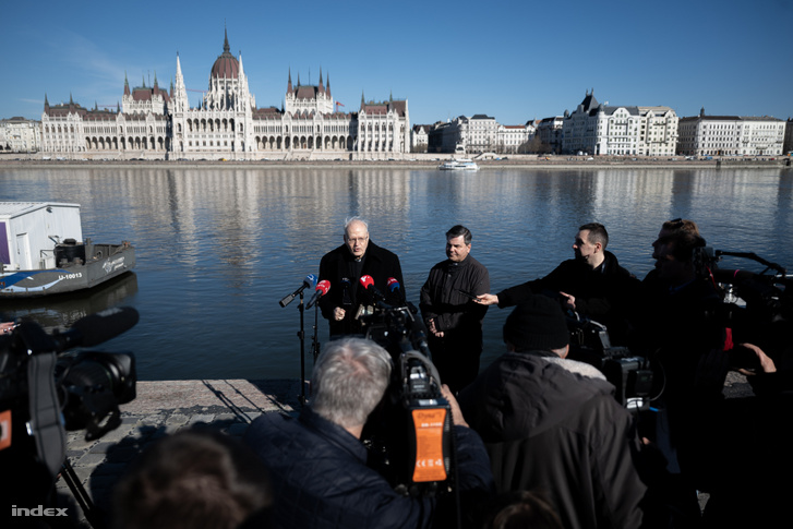 Erdő Péter bíboros és Depaula Flavio atya