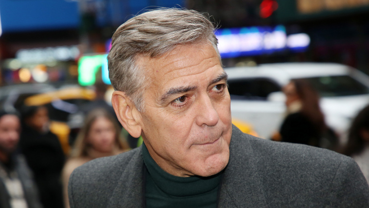 „Dobta őt, mint egy kutyát” – Donald Trump nekiment George Clooney-nak