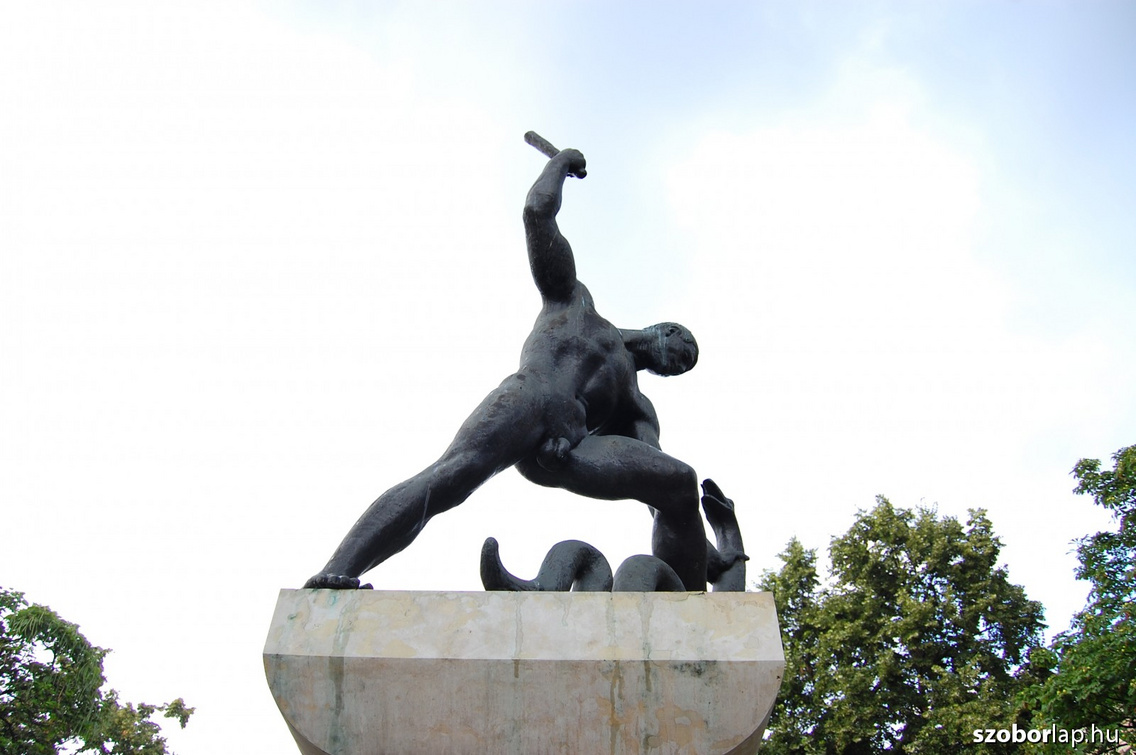 Pátzay Pál Wallenberg-emlékművének másolata a Szent István parkban 2010-ben