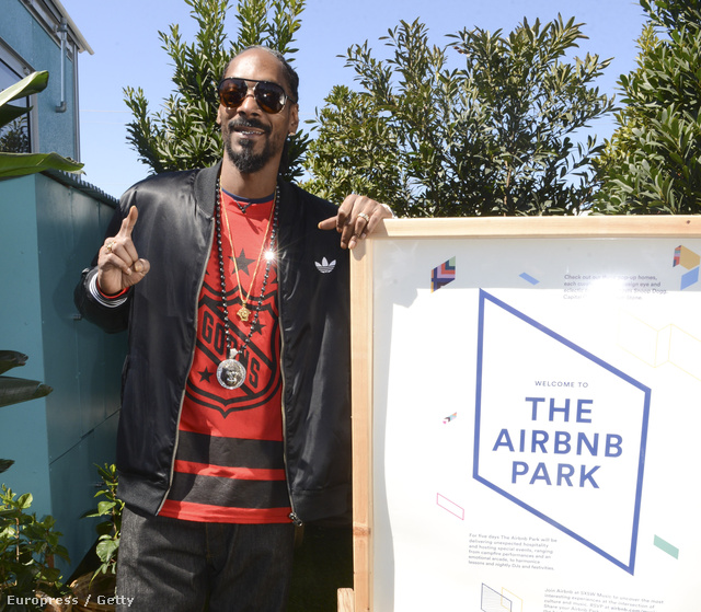 Snoop Dogg és más hírességek is menőnek találják az oldalt.