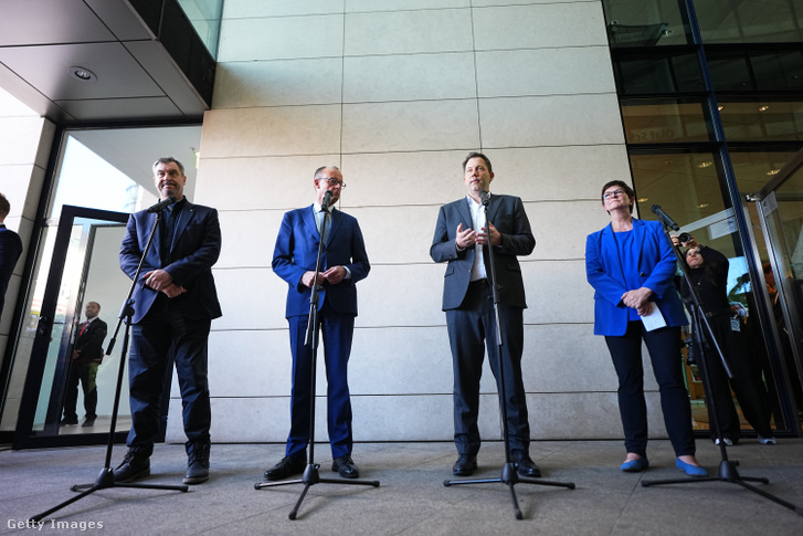 Markus Söder (CSU-elnök), Friedrich Merz (CDU-elnök és leendő kancellár) és az SPD társelnökei, Lars Klingbeil, valamint Saskia Esken 2025. március 28-án Berlinben