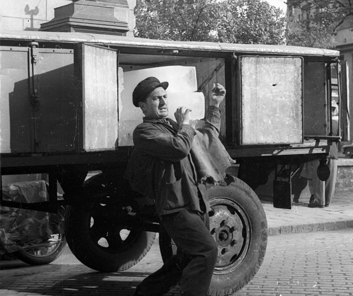 Jegesember munka közben (1957)