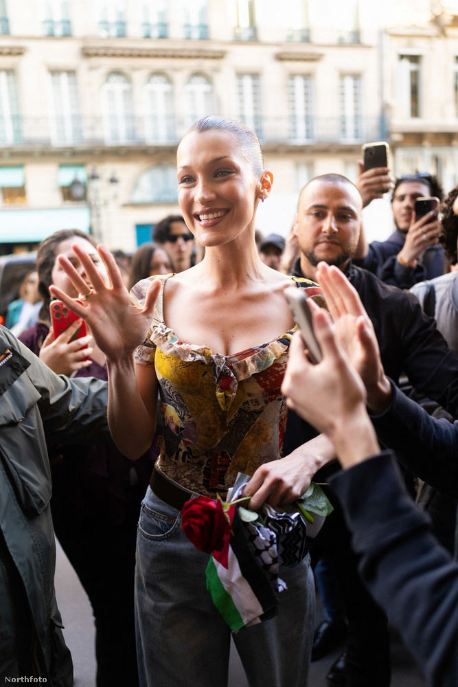Bella Hadid még mindig Párizsban forgat