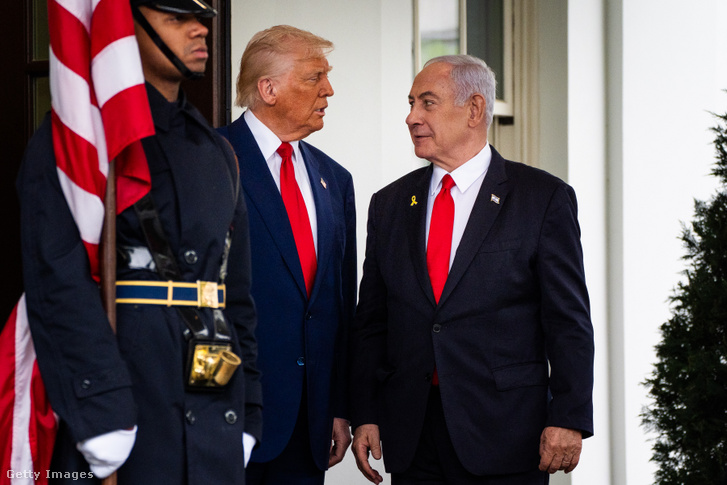 Donald Trump amerikai elnök és Benjamin Netanjahu izraeli miniszterelnök Washingtonban 2025. április 7-én
