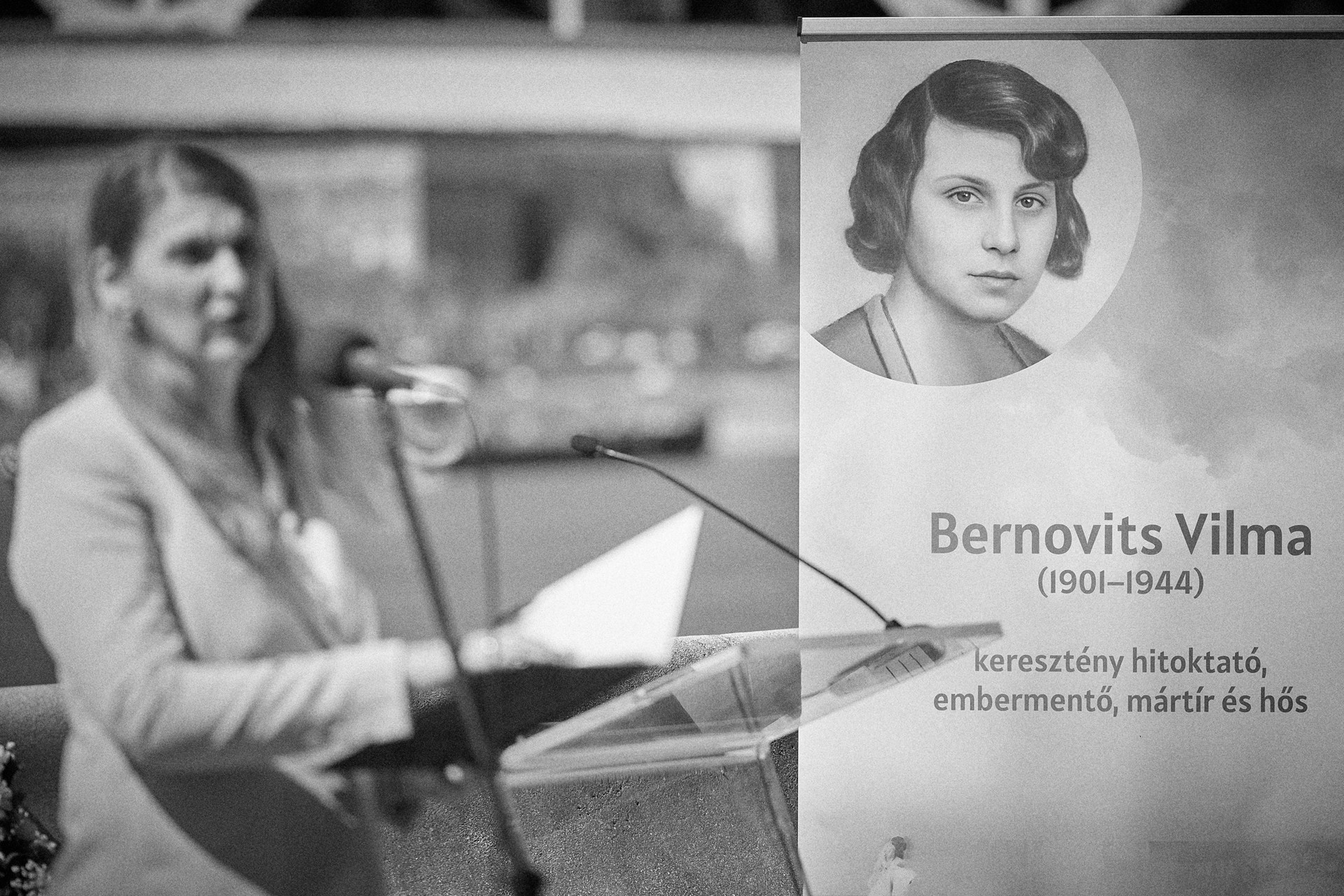 bernovits emlekmu ferencvaros 03