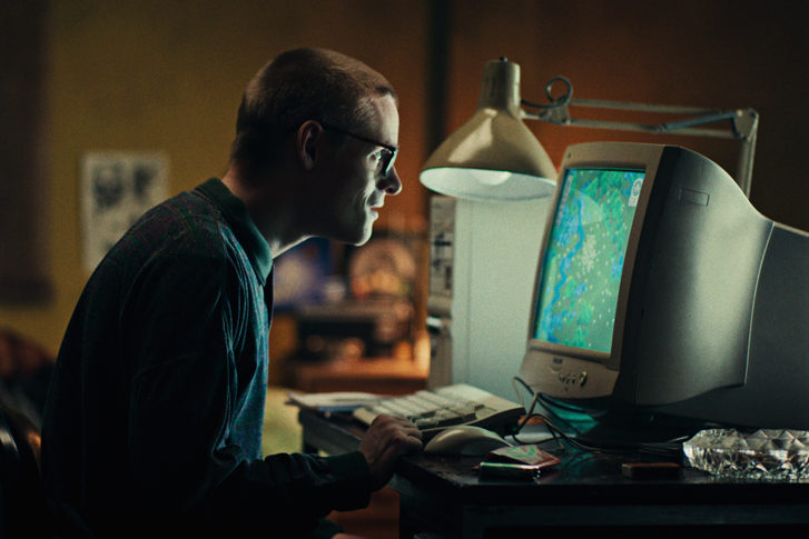 Black Mirror u S7 E4 00 15 51 06.png