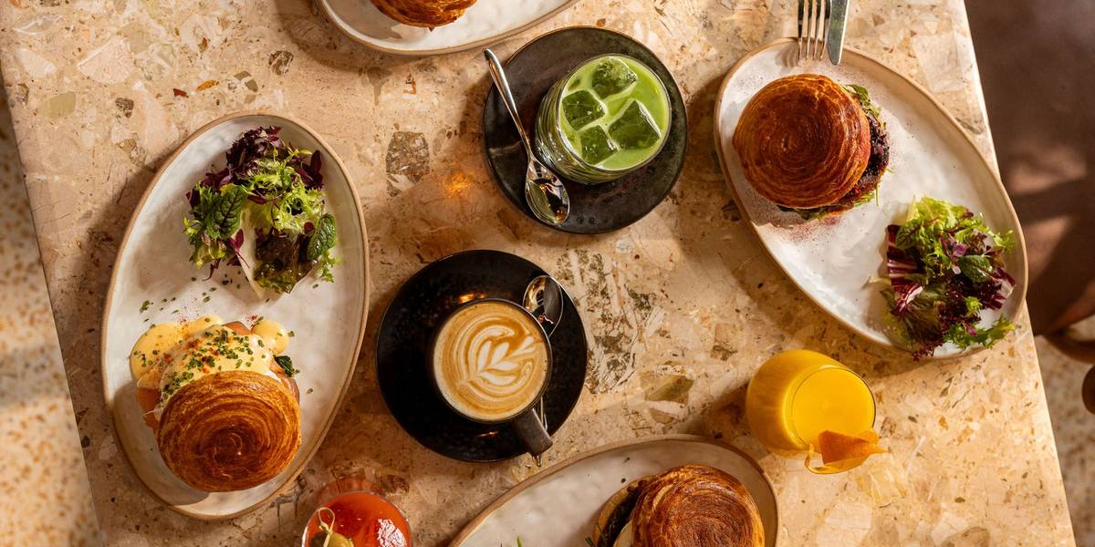 8 heavenly brunch spots in Budapest for the spring