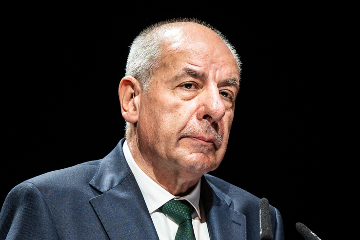 Sulyok Tamás bejelentette, nem mond le államfői tisztségéről