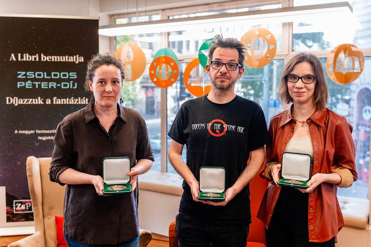 A legjobb regény díját Patonai Anikó Ágnes nyerte el, a novella kategóriában Moskát Anita, a legjobb fordításban megjelent regény kategóriában Ray Nayler vehette át