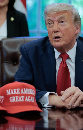 Apad a Trumpnak tapsolók száma, egyre több az elégedetlen szimpatizáns