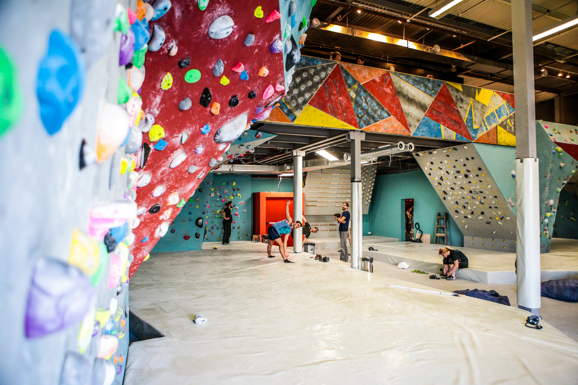 Gravity Boulder