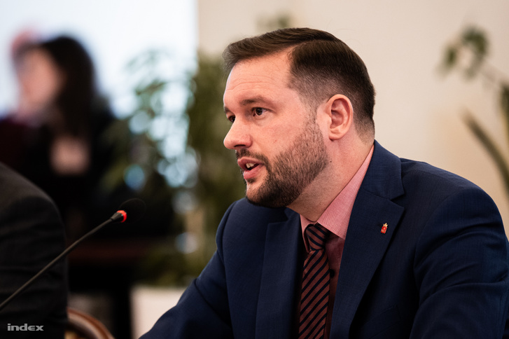 Déri Tibor