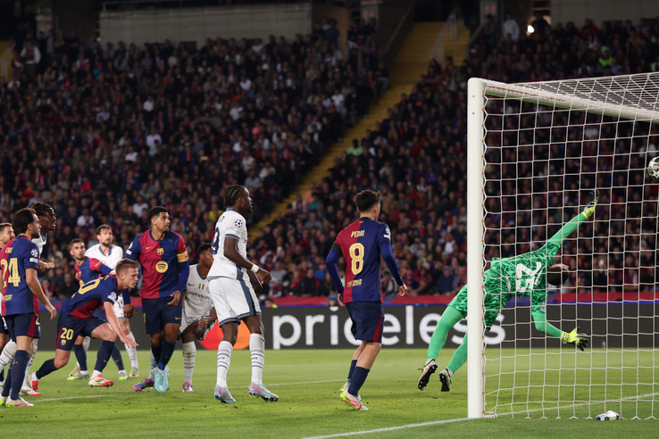 Őrült tempó, pazar gólok, kíméletlen adok-kapok a Barca–Interen