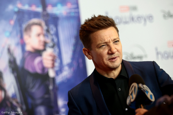 Jeremy Renner New Yorkban 2021. november 22-én