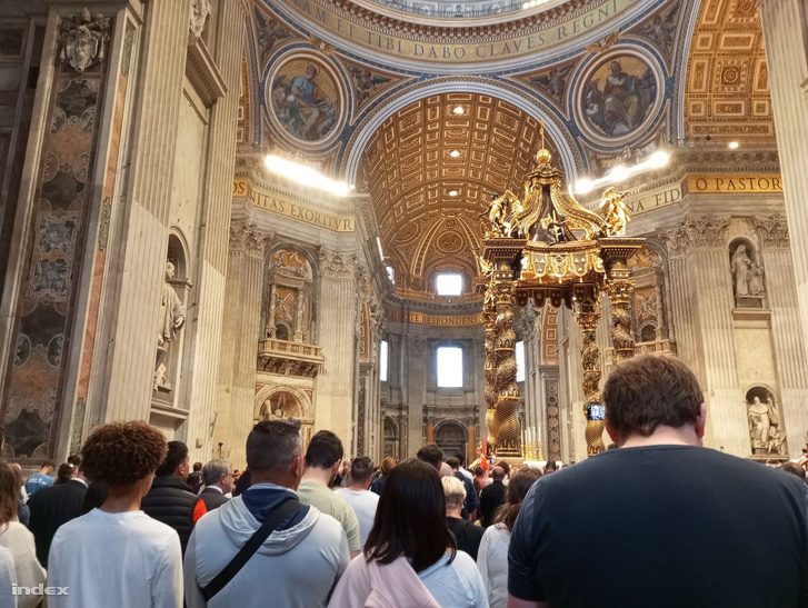 A Pro Eligendo Romano Pontifice mise a konklávé előtt a Szent Péter-bazilikában a Vatikánban 2025. május 7-én