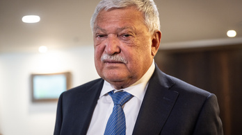 Üzenetet kaptak Csányi Sándorék, nem lehet mindenért az ügyfelet hibáztatni