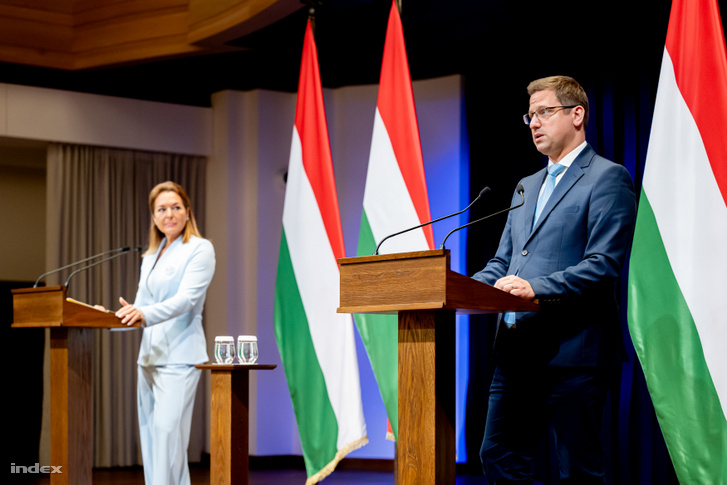 Vitályos Eszter és Gulyás Gergely