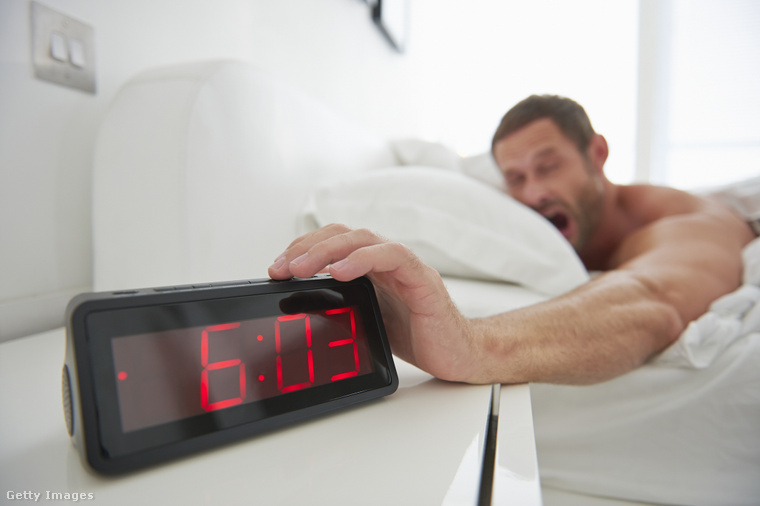Ahhoz, hogy valóban pihentető legyen az alvásunk, egy állandó rutin kialakítása elengedhetetlen. (Illusztráció: Getty Images)