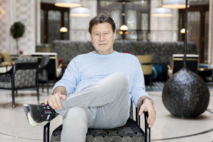 Robert Lantos