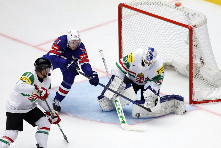 2025-05-11T114545Z 1087747728 UP1EL5B0WO8Q5 RTRMADP 3 ICEHOCKEY-