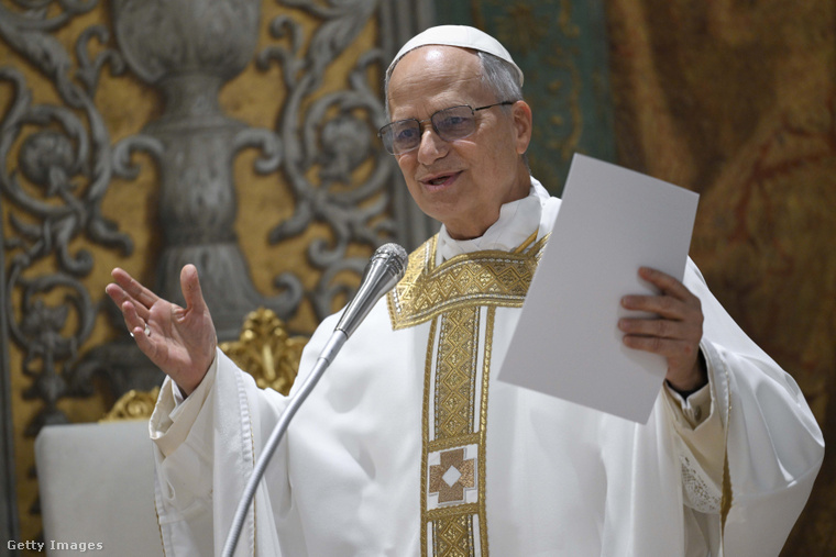 XIV. Leó szavaiból egyértelmű, hogy nem a technológiát utasítja el, hanem azt, amikor az emberi szempontok háttérbe szorulnak. (Fotó: Vatican Pool - Corbis / Getty Images Hungary)