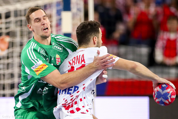 Ligetvári Patrik és Zvodimir Srna a januári férfi kézilabda-világbajnokság negyeddöntőjében, Zágrábban