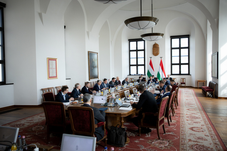 Kormányülés 2025. április 17-én
