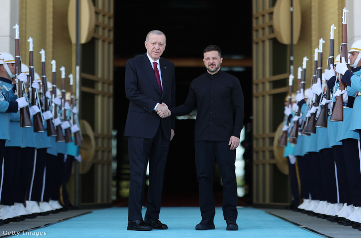 Recep Tayyip Erdogan és Volodimir Zelenszkij