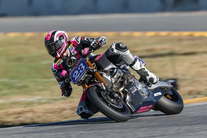 Arch-Racing-01.webp
