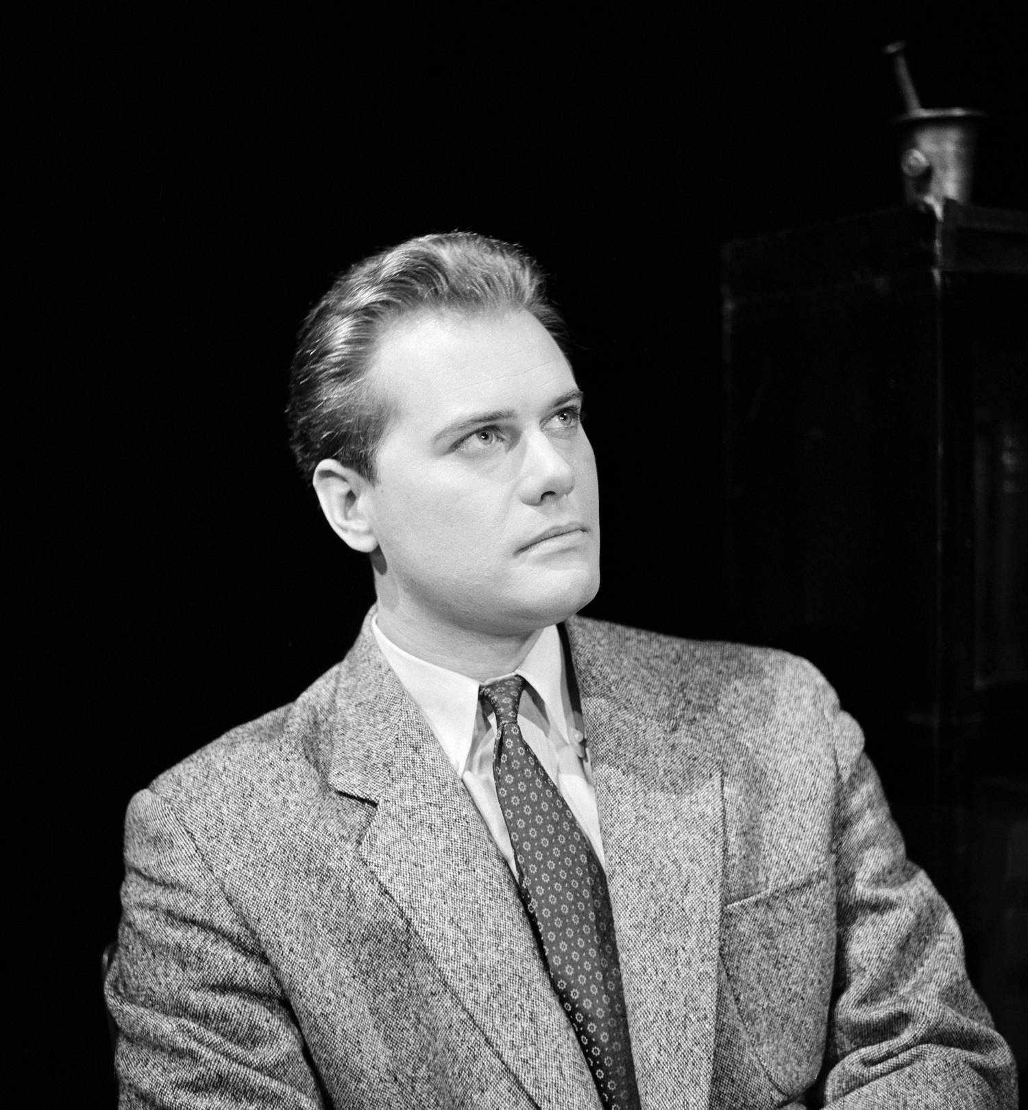 Íme Larry Hagman 26 éves korában.