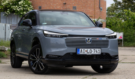 És a legjobb mellékszereplő díját kapja...