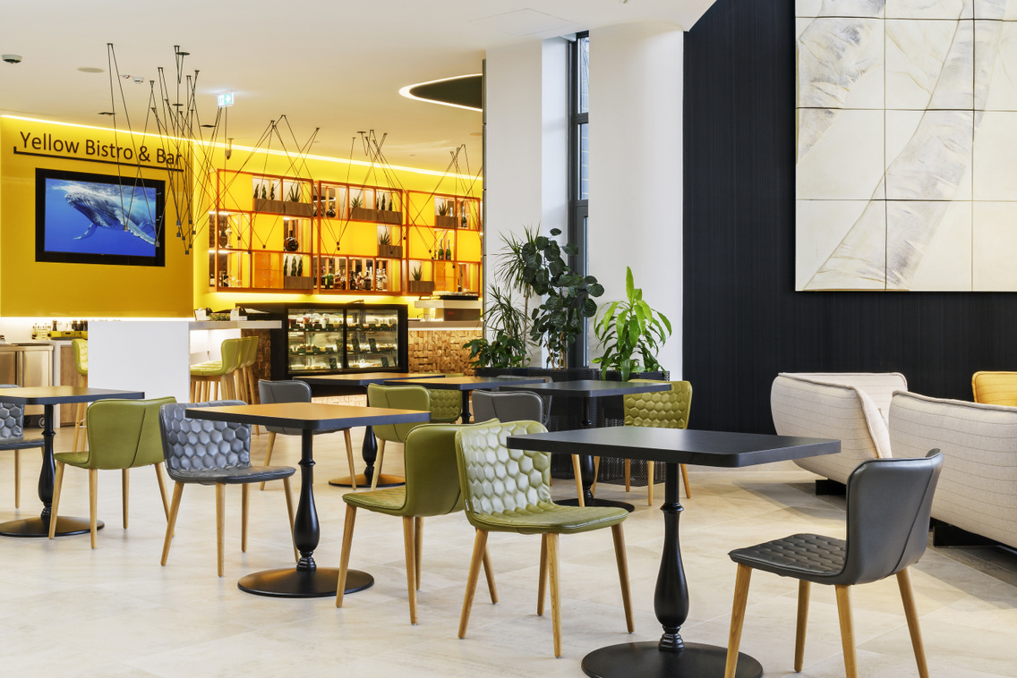 Yellow Bistro & Bar