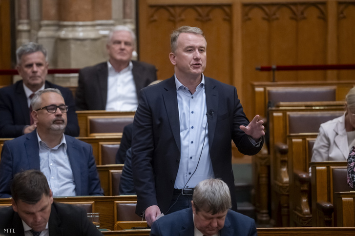 Sebián-Petrovszki László