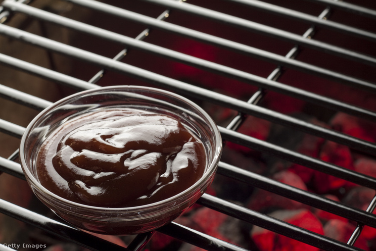 A BBQ-szószt körülbelül négy hónapig lehet tárolni a hűtőnkben. (Illusztráció: Getty Images)