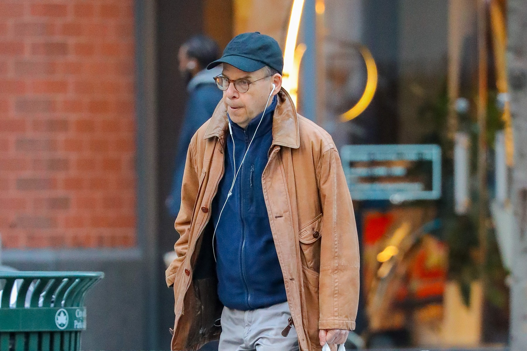 Rick Moranis 2025-ben New York utcáin