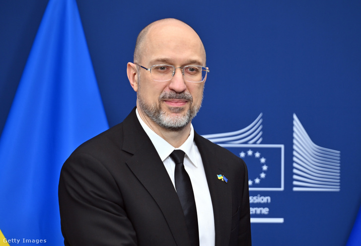 Gyenyisz Smihal miniszterelnök 2025. április 10-én