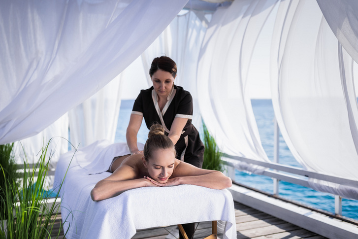 1) Wellness on the beach massage
