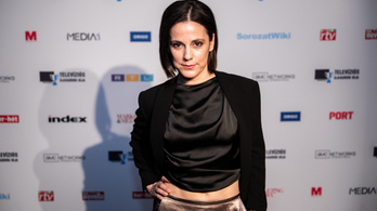 Lovas Rozi vidéken kezd új életet, Rubint Réka Amerikába költözne