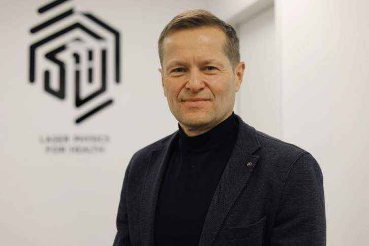 Dr. Krausz Ferenc