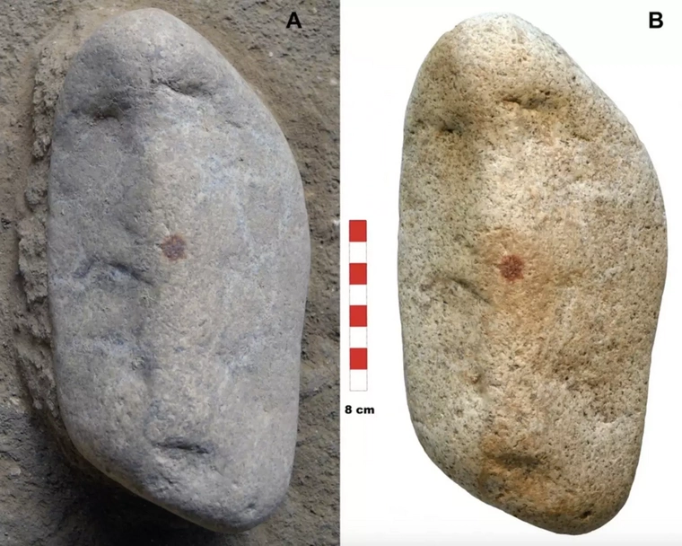 Egy 43 ezer évvel ezelőtt élt neandervölgyi ember ujjlenyomatára bukkantak spanyol tudósok egy kisebb méretű gránitsziklán, amelyen egy emberi arcot próbáltak megformálni az elődeink. (Fotó: Álvarez-Alonso et al)