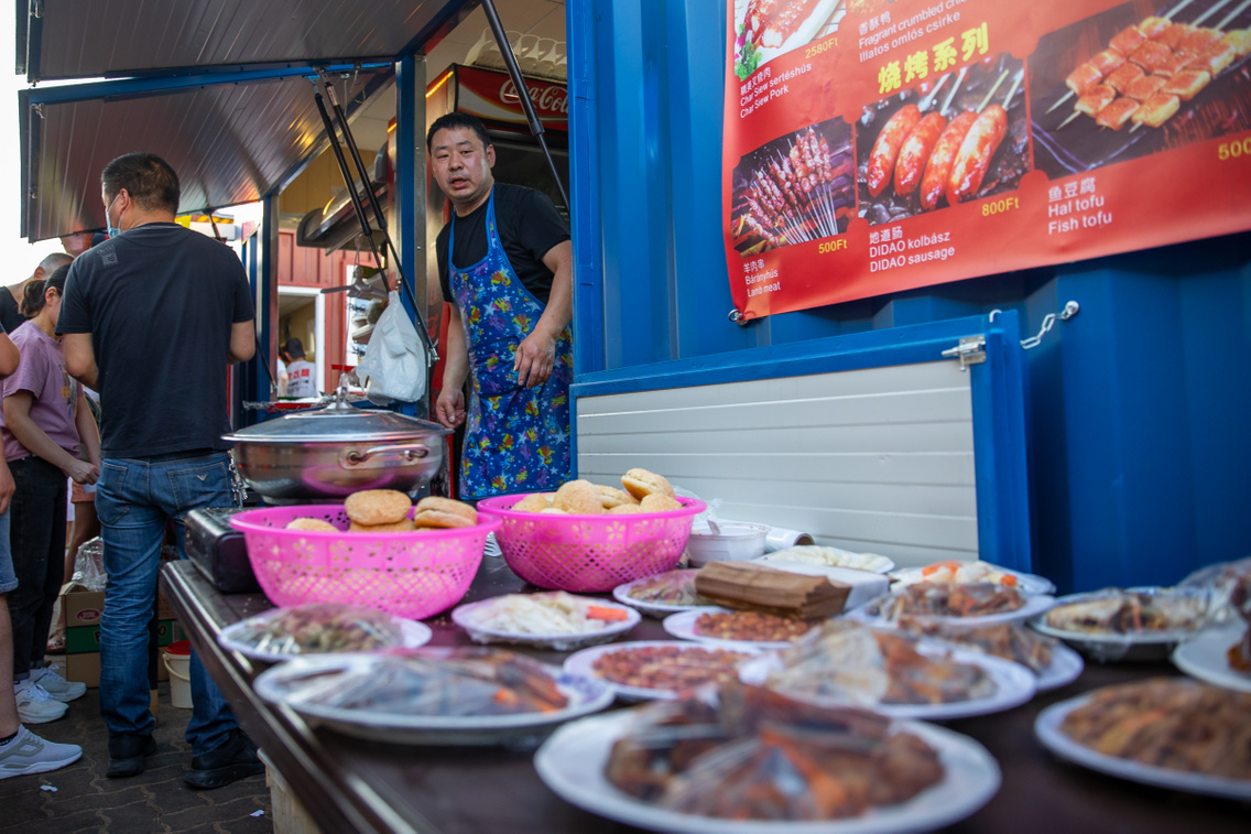 night-market-polyak-attila-054