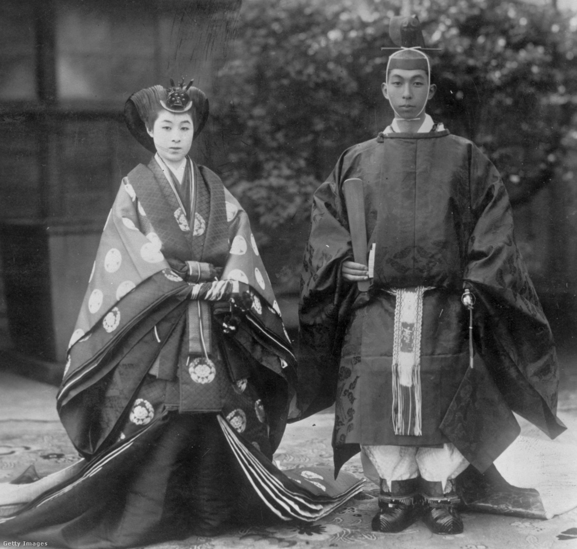 Kikuko hercegné és Takamacu herceg esküvői fotója, 1930