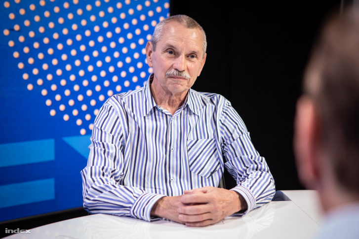Dr. Rusvai Miklós
