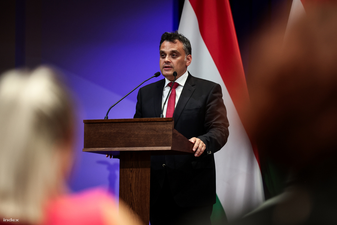 Latorcai Csaba