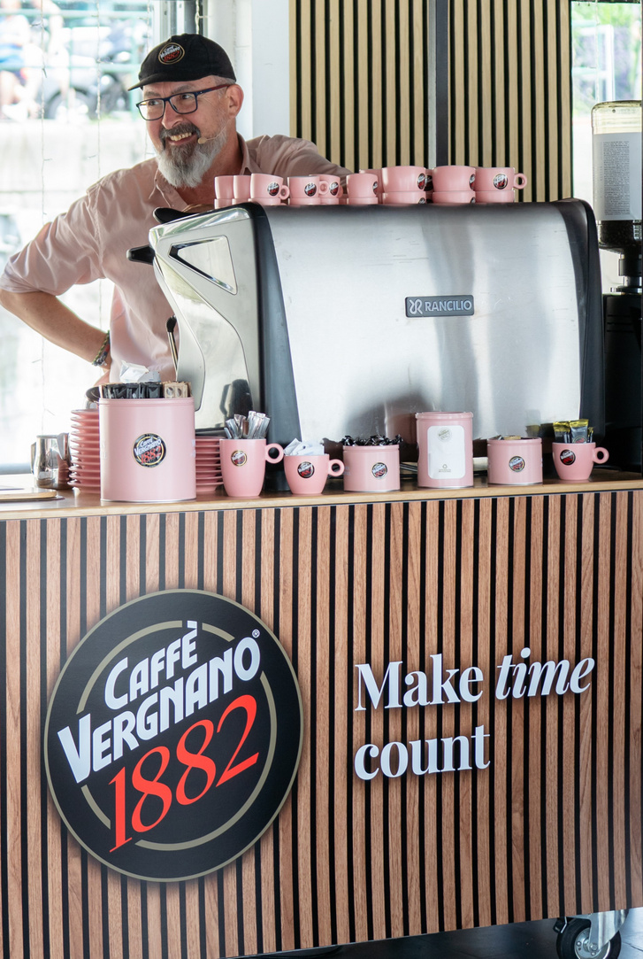 Caffè Vergnano pink kollekció