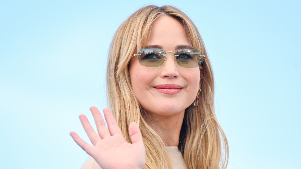 Eszméletlen cuki Jennifer Lawrence kisfia, itt vannak a legújabb lesifotók