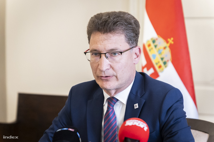 Cser-Palkovics András