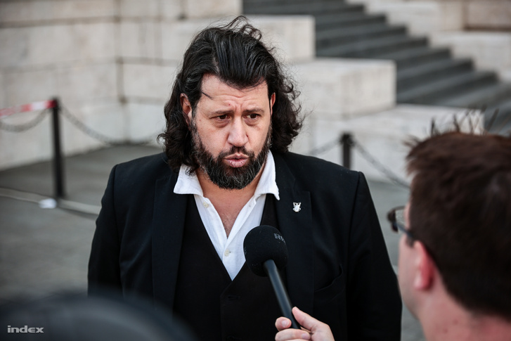 Puzsér Róbert 2025. június 10-én