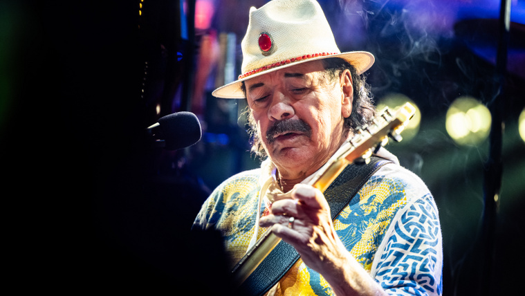 Carlos Santana azt kérte a budapesti koncerten, hogy kicsit őrüljünk meg